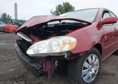 2004 Toyota Corolla Le z USA, uszkodzony, nr VIN 2T1BR32E34C278850